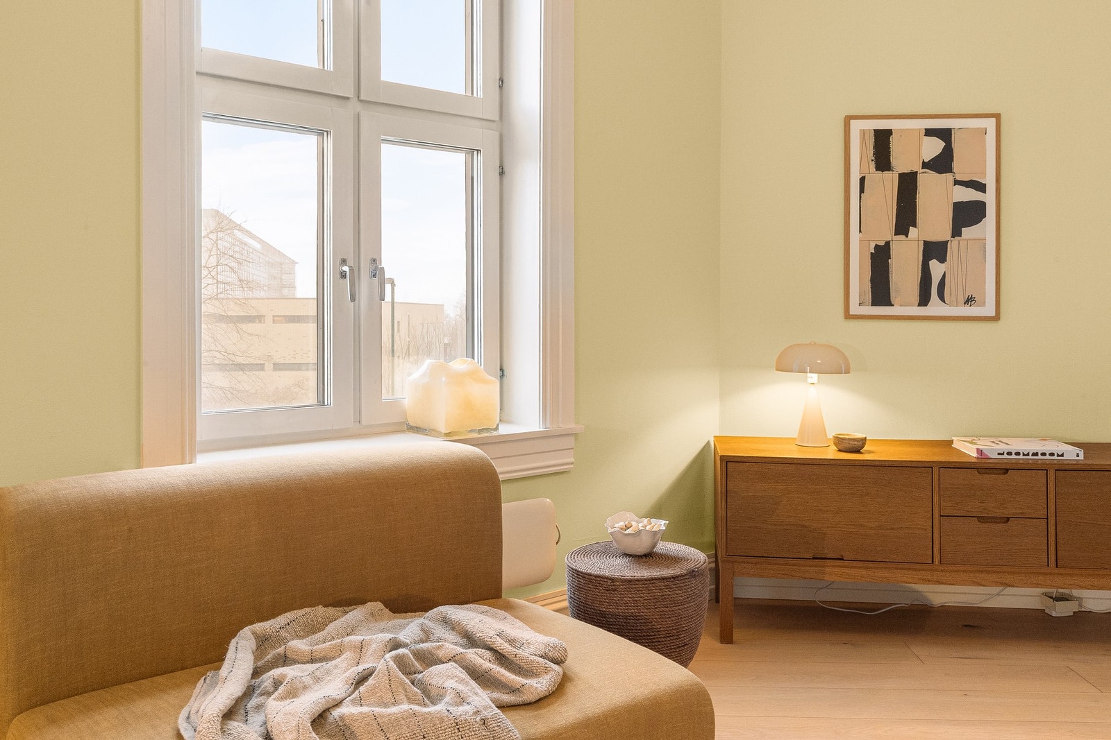 Leiligheten ligger i byggets 3. etasje med en smart planløsning som åpner opp for å gjøre om til en god 3-roms planløsning om ønskelig. Galleribilde