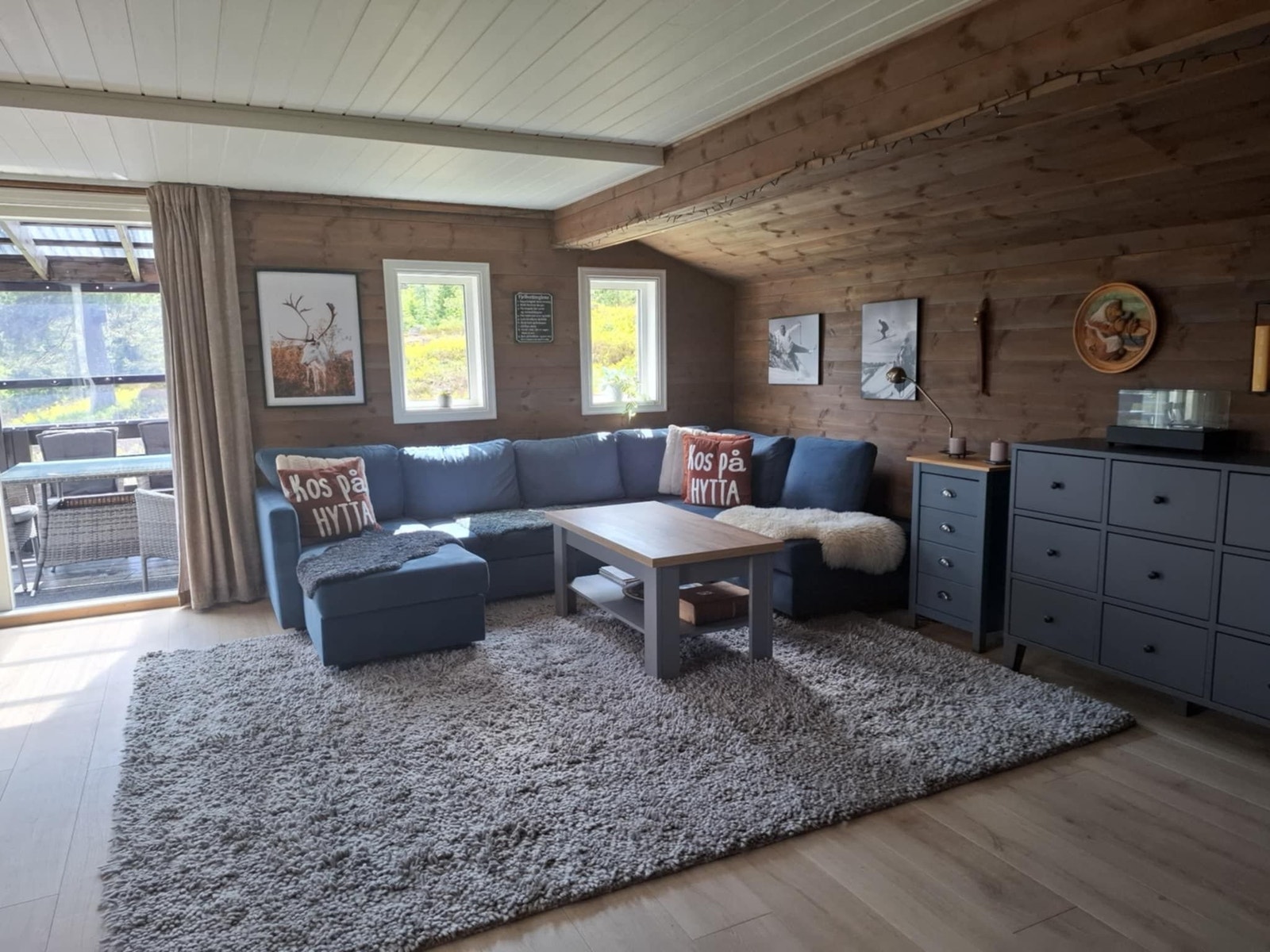 God sofakrok med mulighet for å sove der ved behov (sovesofa) Galleribilde