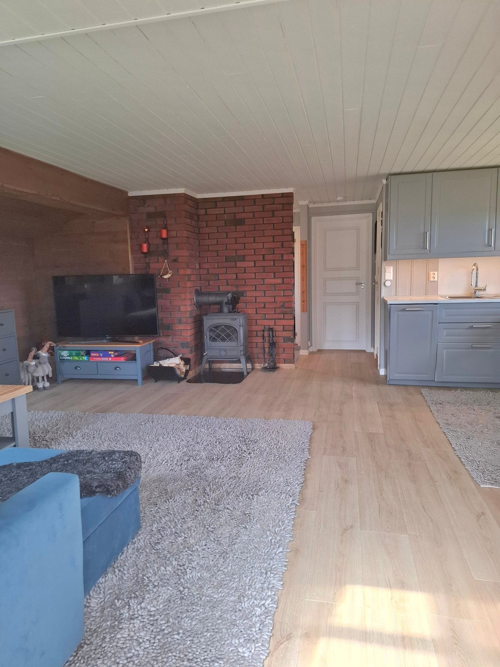 Fra stue mot gang og soverom I Galleribilde