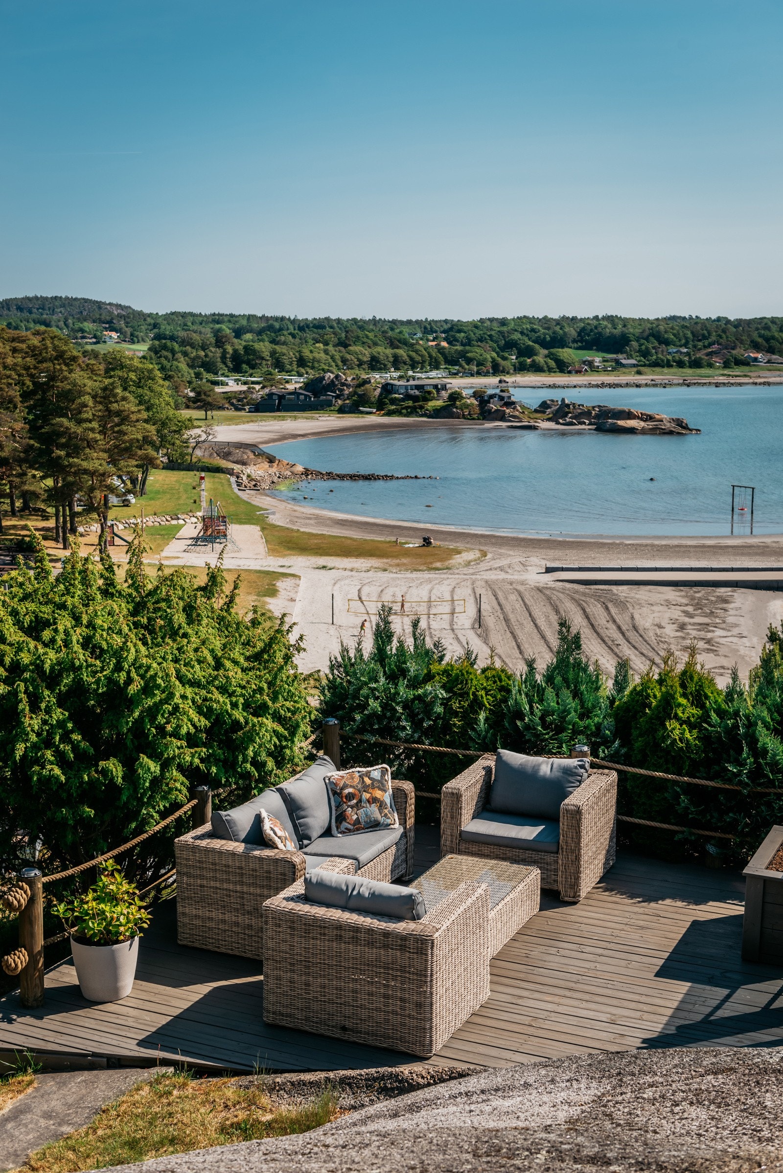 Fra tomten har du utsikt til blant annet Lydhusstranda Galleribilde