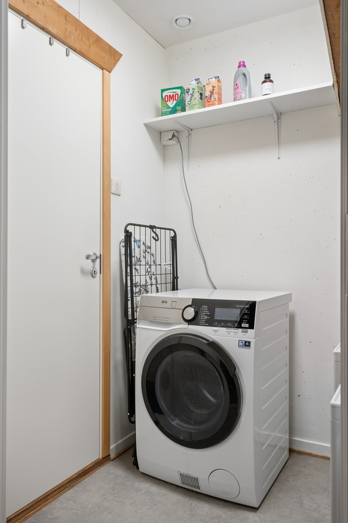 Vaskerom Galleribilde