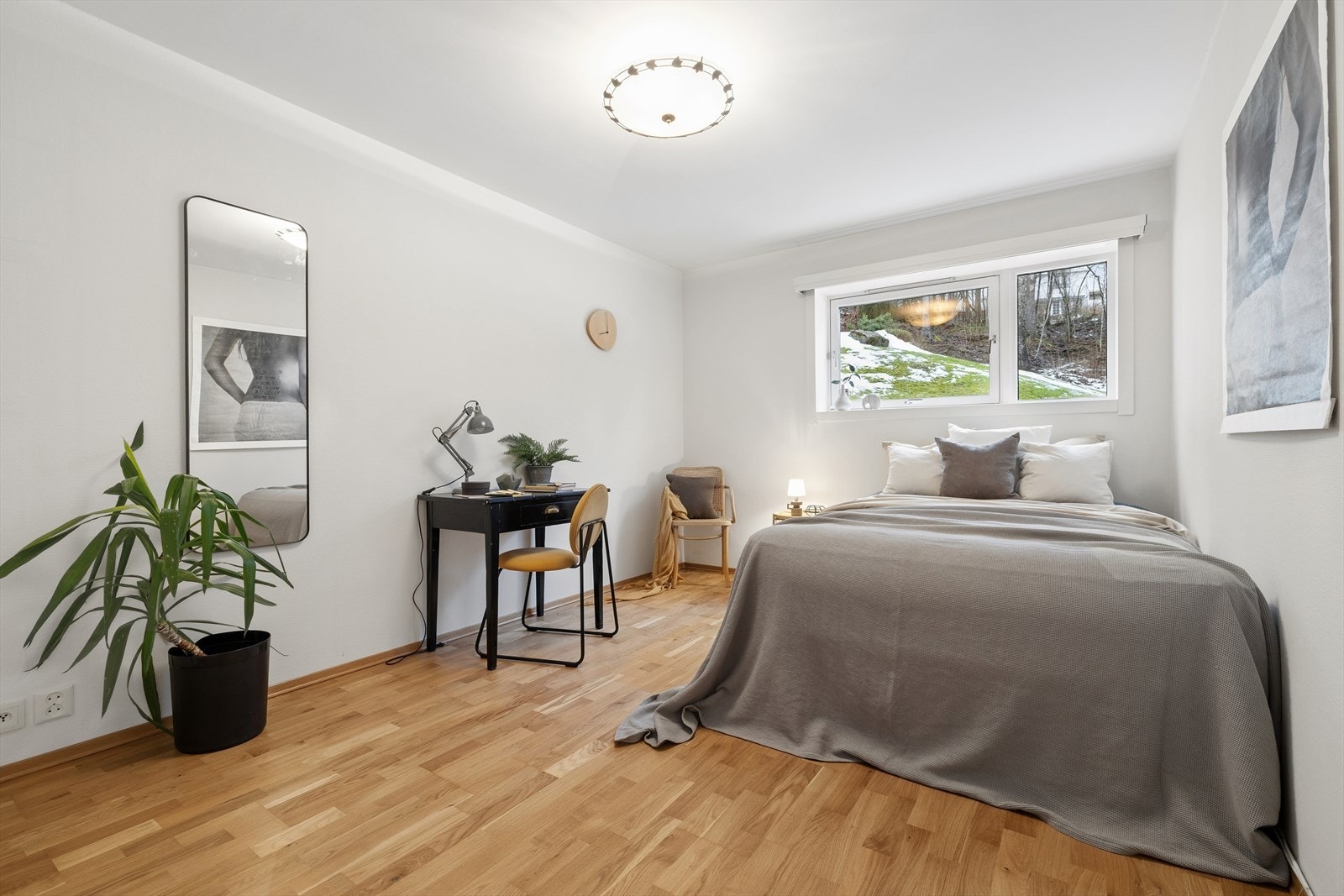 Boligen har to gode soverom med plass for dobbelseng. Galleribilde