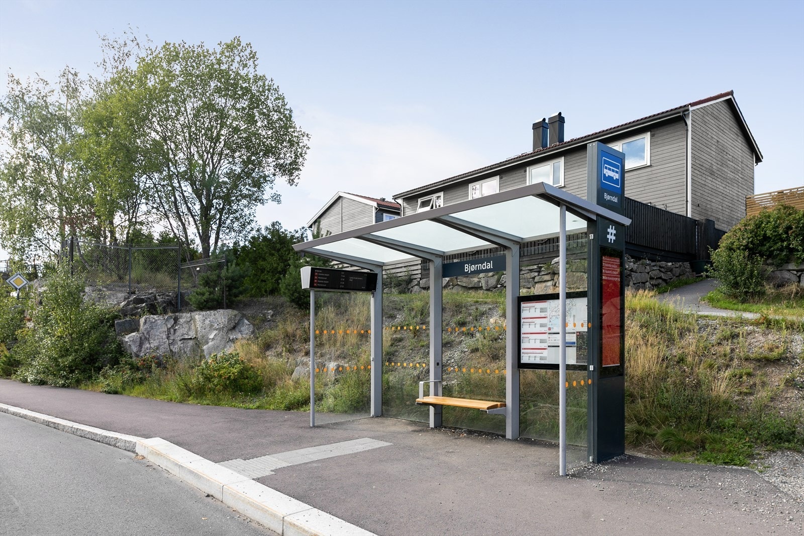 Godt kollektivtilbud tar dere enkelt rundt! Galleribilde