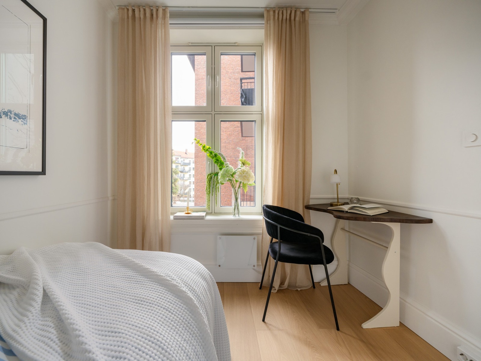 Soverommet passer godt som gjesterom, barnerom eller hjemmekontor. Galleribilde