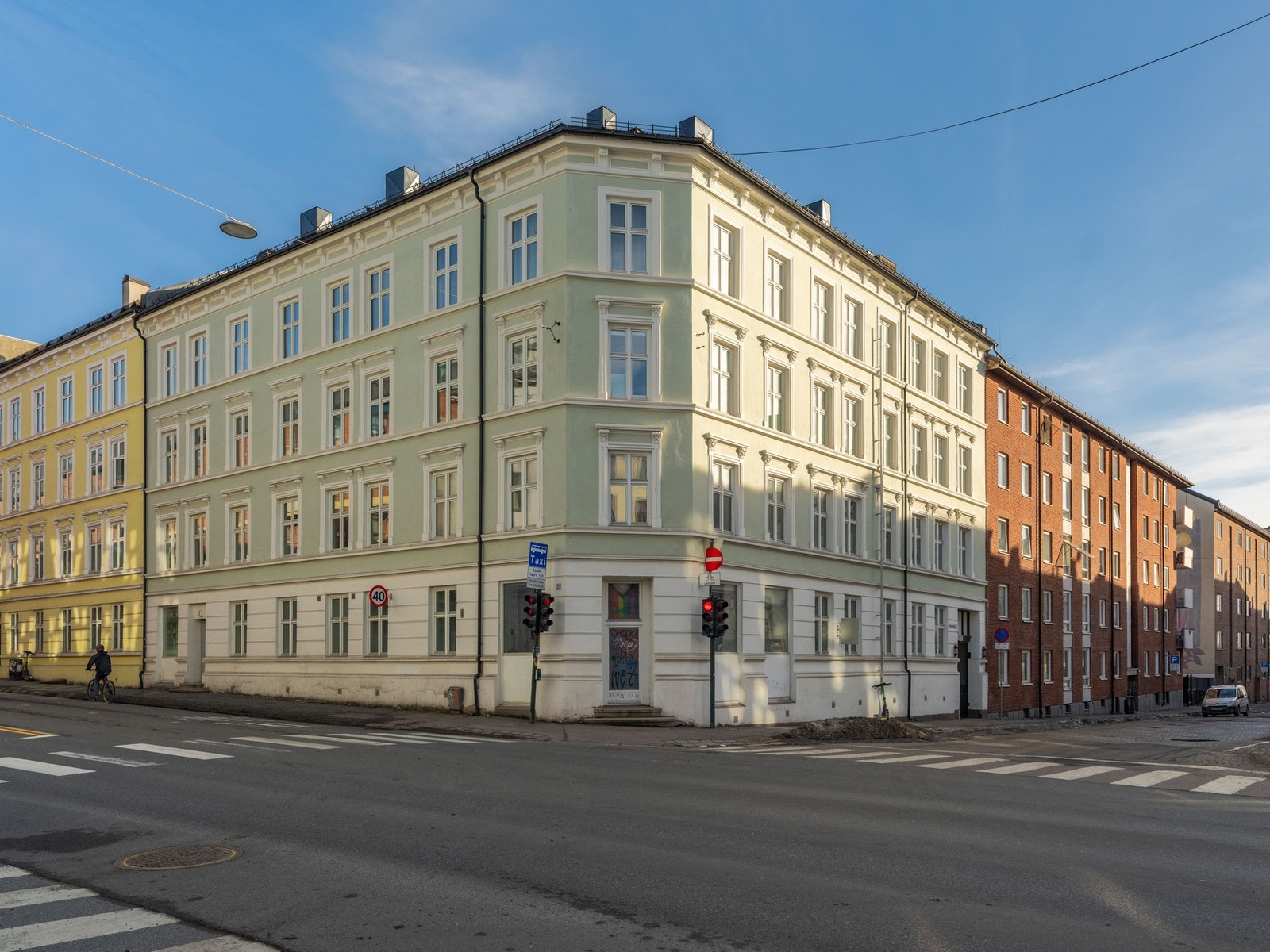 Fasaden til Sannergata 21. Denne ble pusset opp i 2022. Galleribilde