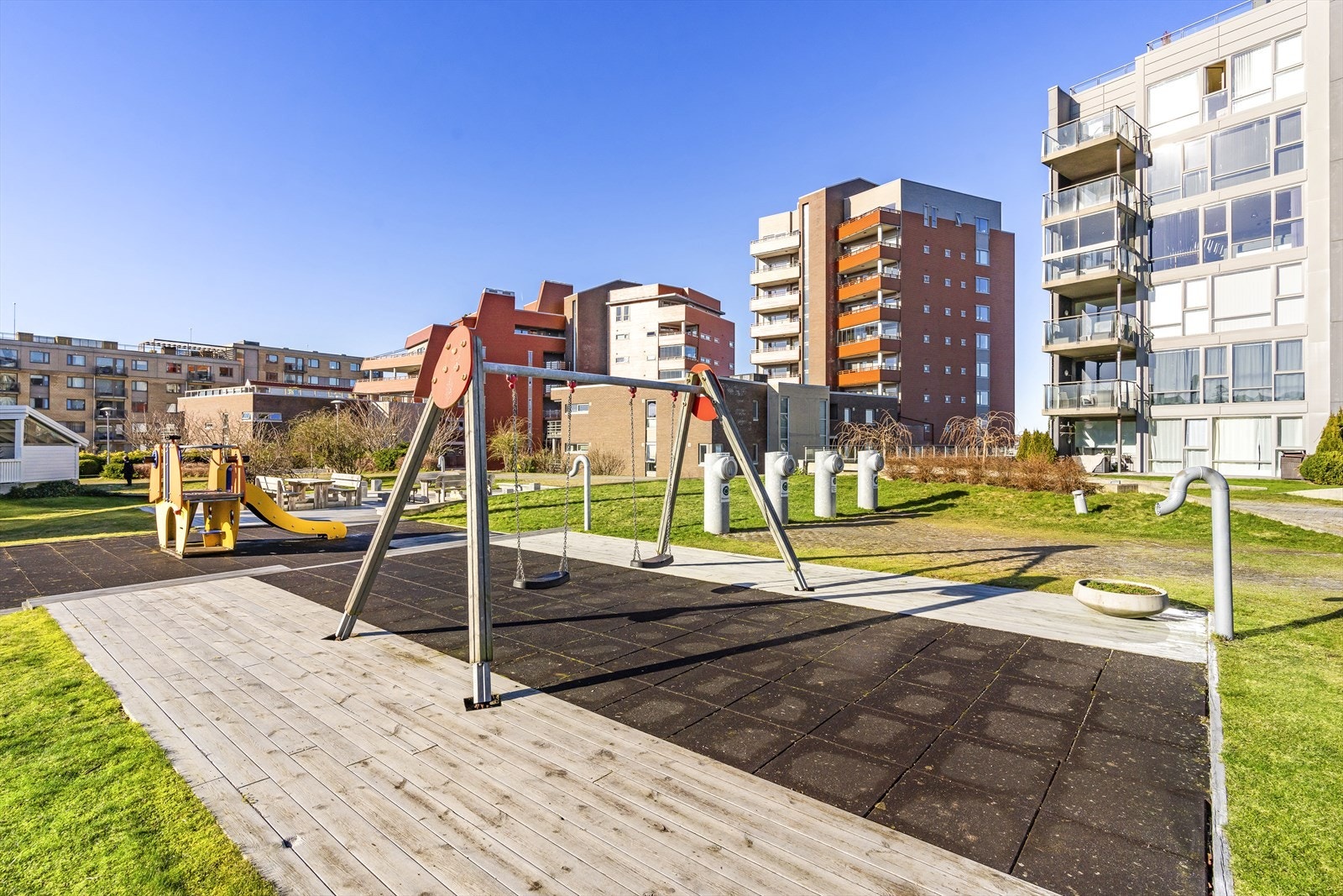 Lekeplass like ved Galleribilde