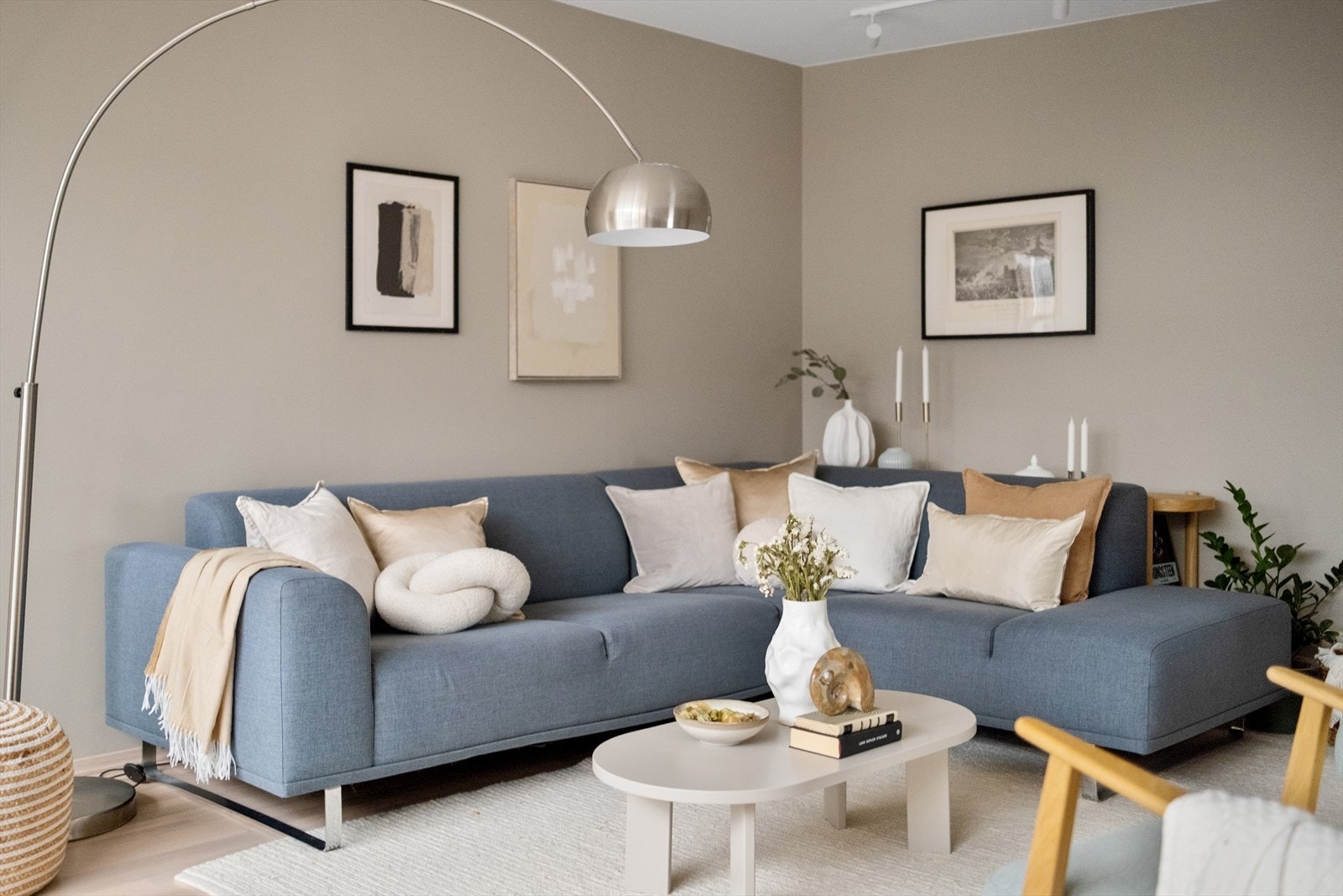 Varmtvann er inkludert i felleskostnadene. Galleribilde