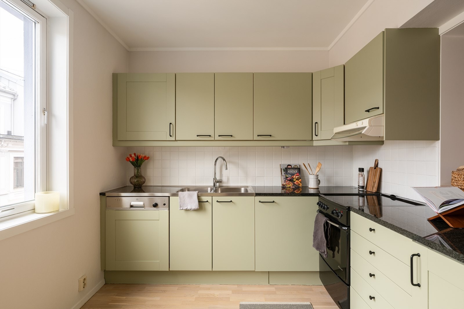 Nytt armatur Nye armaturer. Utført av Tochukwu Enwereobi rørleggerbedrift AS. Galleribilde