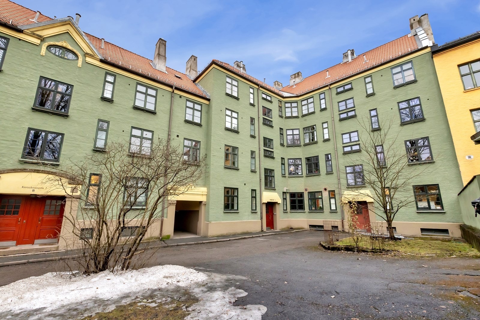 Fasade. Galleribilde