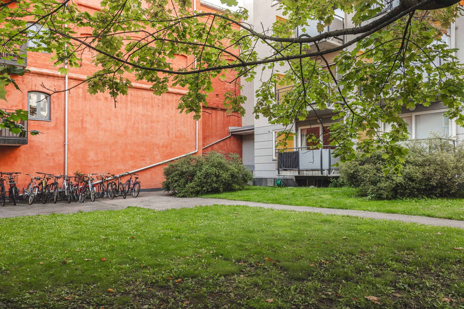 Her har du også sykkelparkering i bakgård! Galleribilde