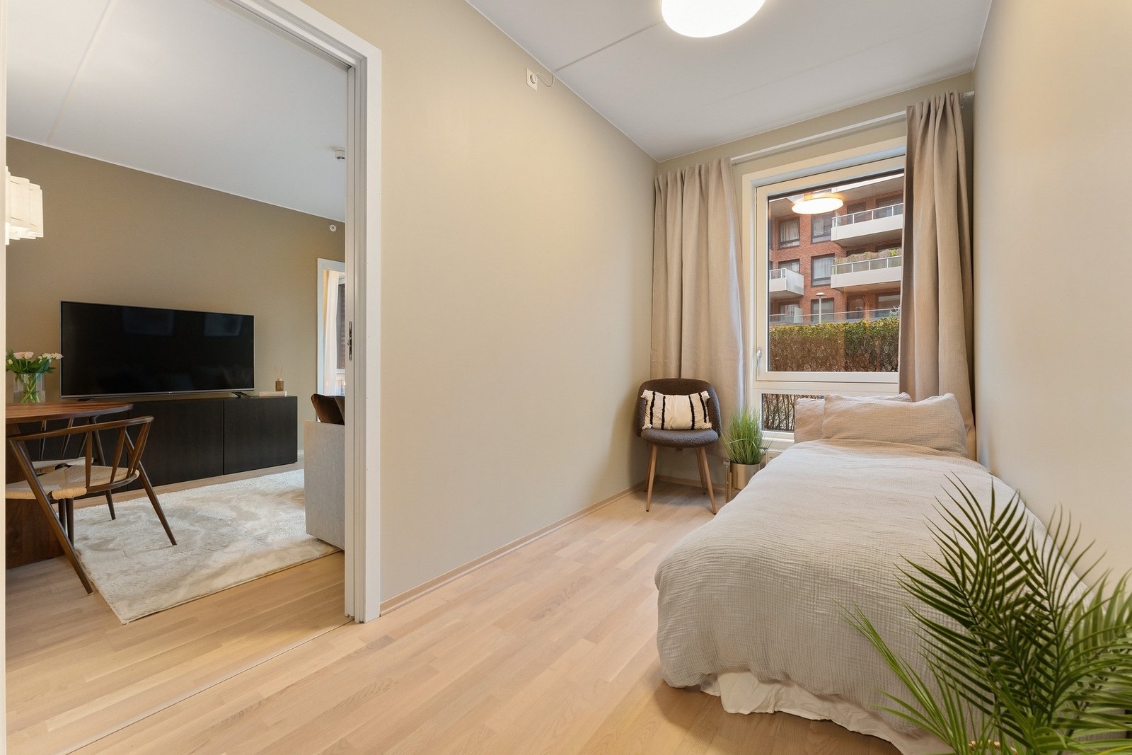 Boligens andre soverom er fleksibelt i bruk. Galleribilde