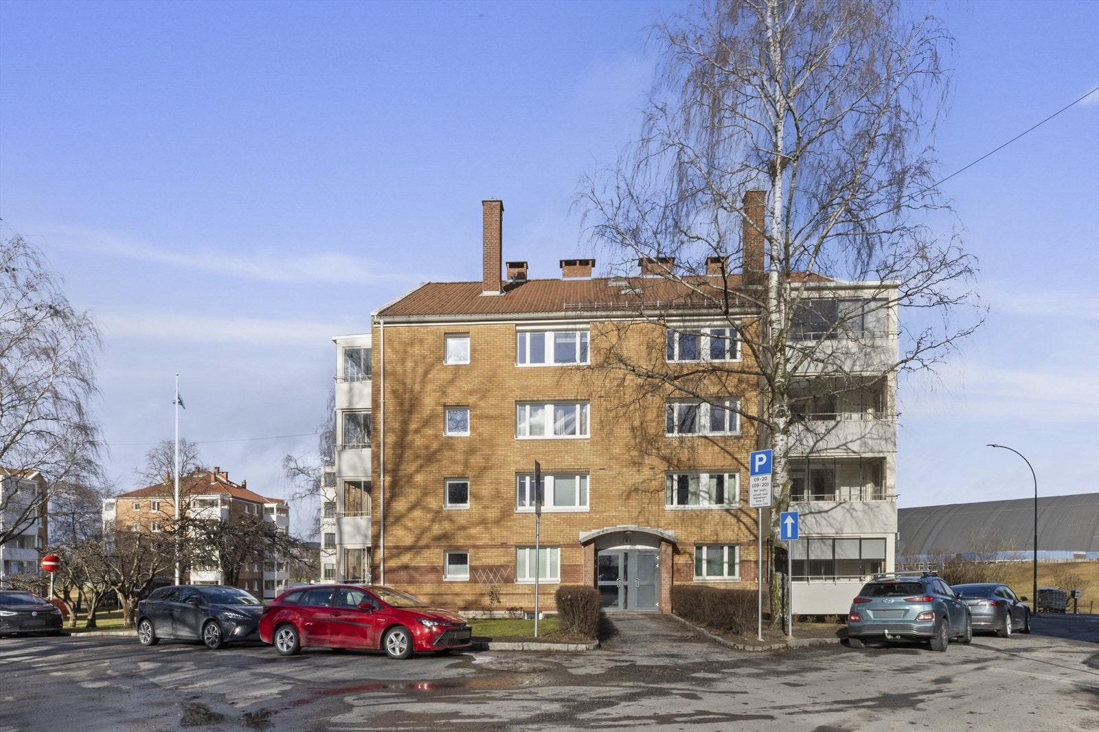 Leiligheten ligger i 5 etasje. Velkommen til hyggelig visning i Vallefaret 17. Galleribilde