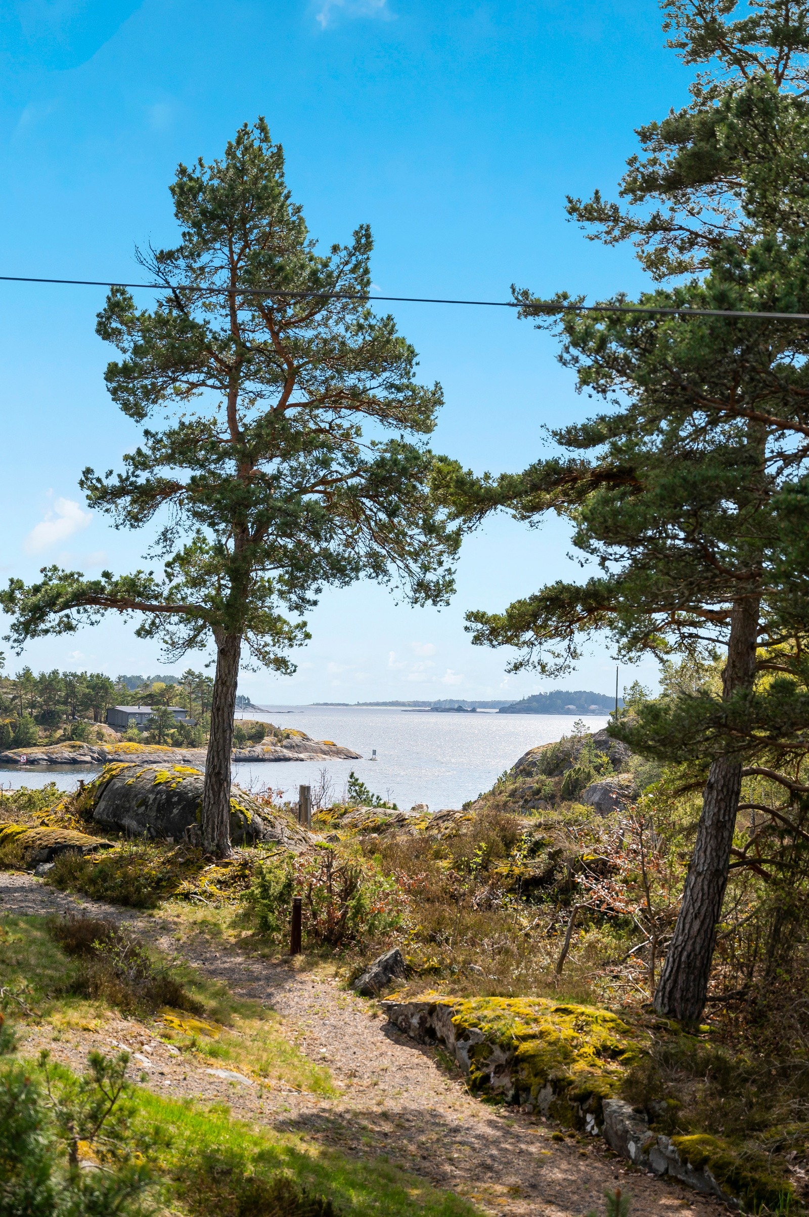 Hytta har en ideell beliggenhet for vakre turmuligheter Galleribilde