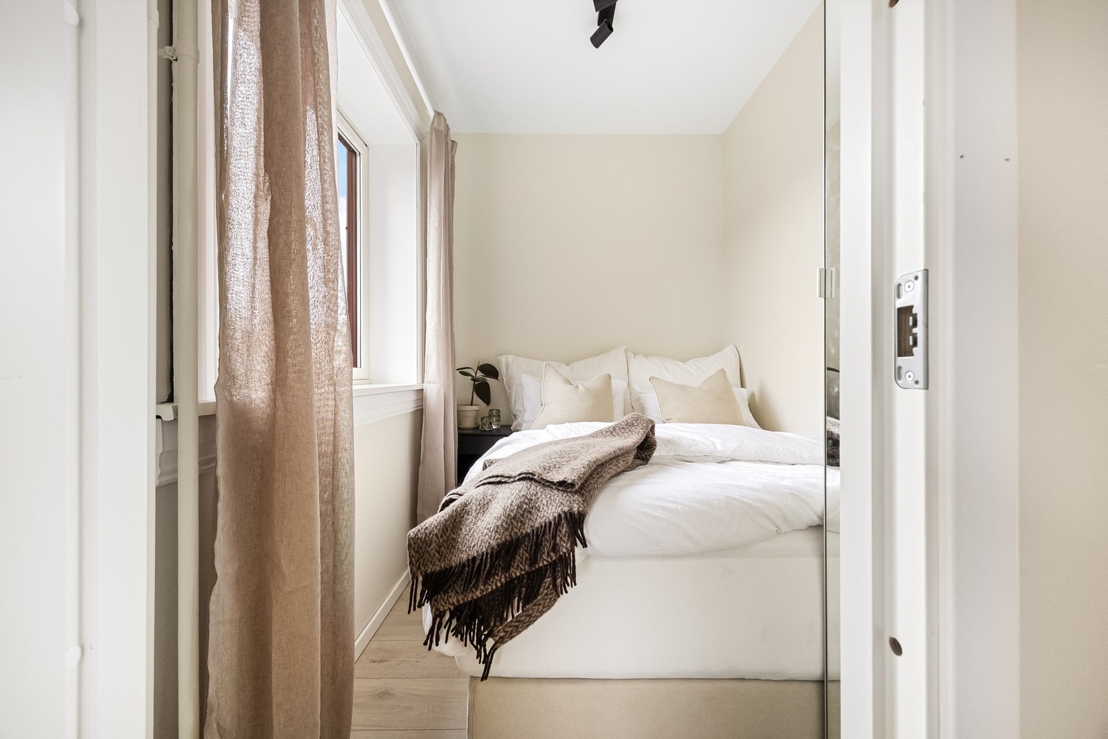 Det er etablert eget soverom vendt mot rolig omgivelser Galleribilde