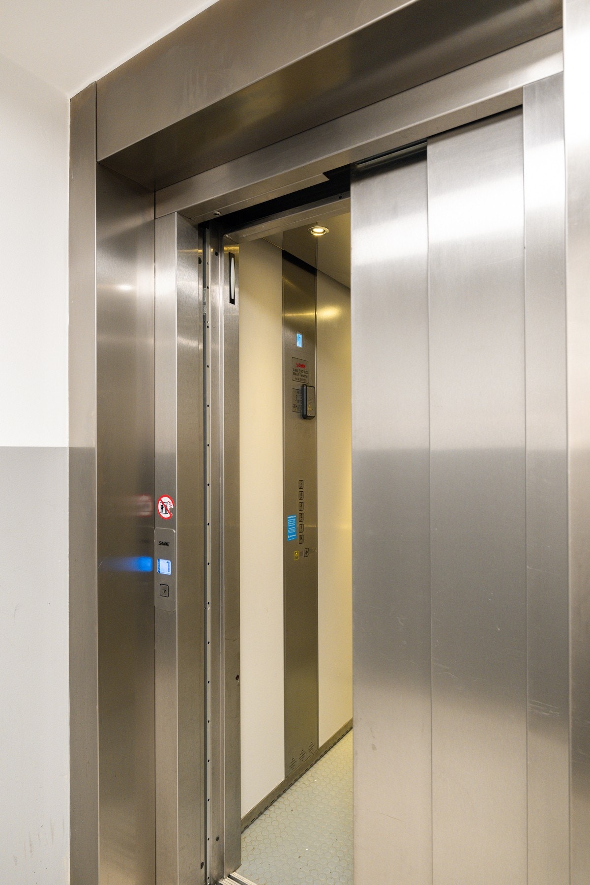 I tillegg disponerer leiligheten en kjellerbod på 3m². Heis i bygget. Galleribilde