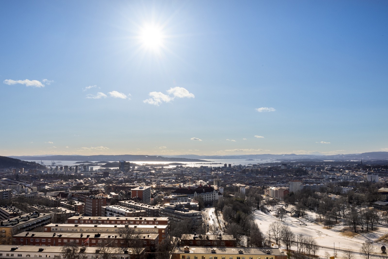Her kan du nyte sene sommerkvelder eller feire nyttårsaften med en spektakulær panoramautsikt. Galleribilde