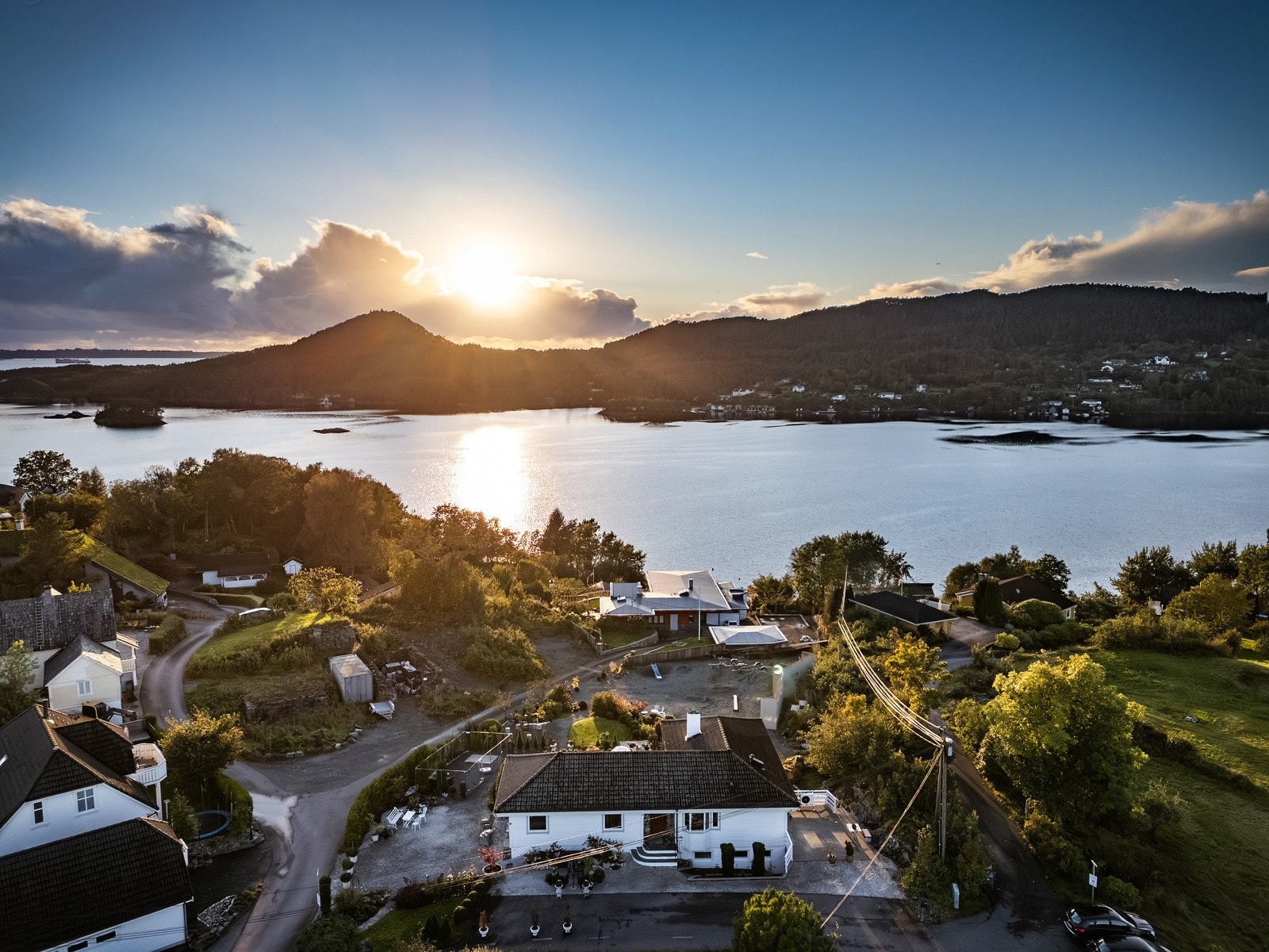 Nærmeste busstopp finner en ca. 4 minutter til fots. Galleribilde