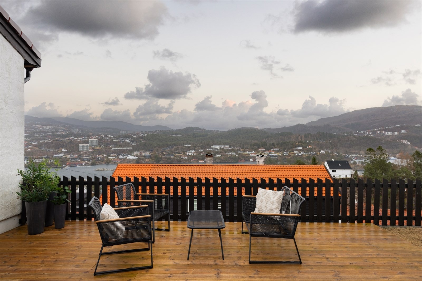 Her får dere superfine uteplasser med utsikt Galleribilde