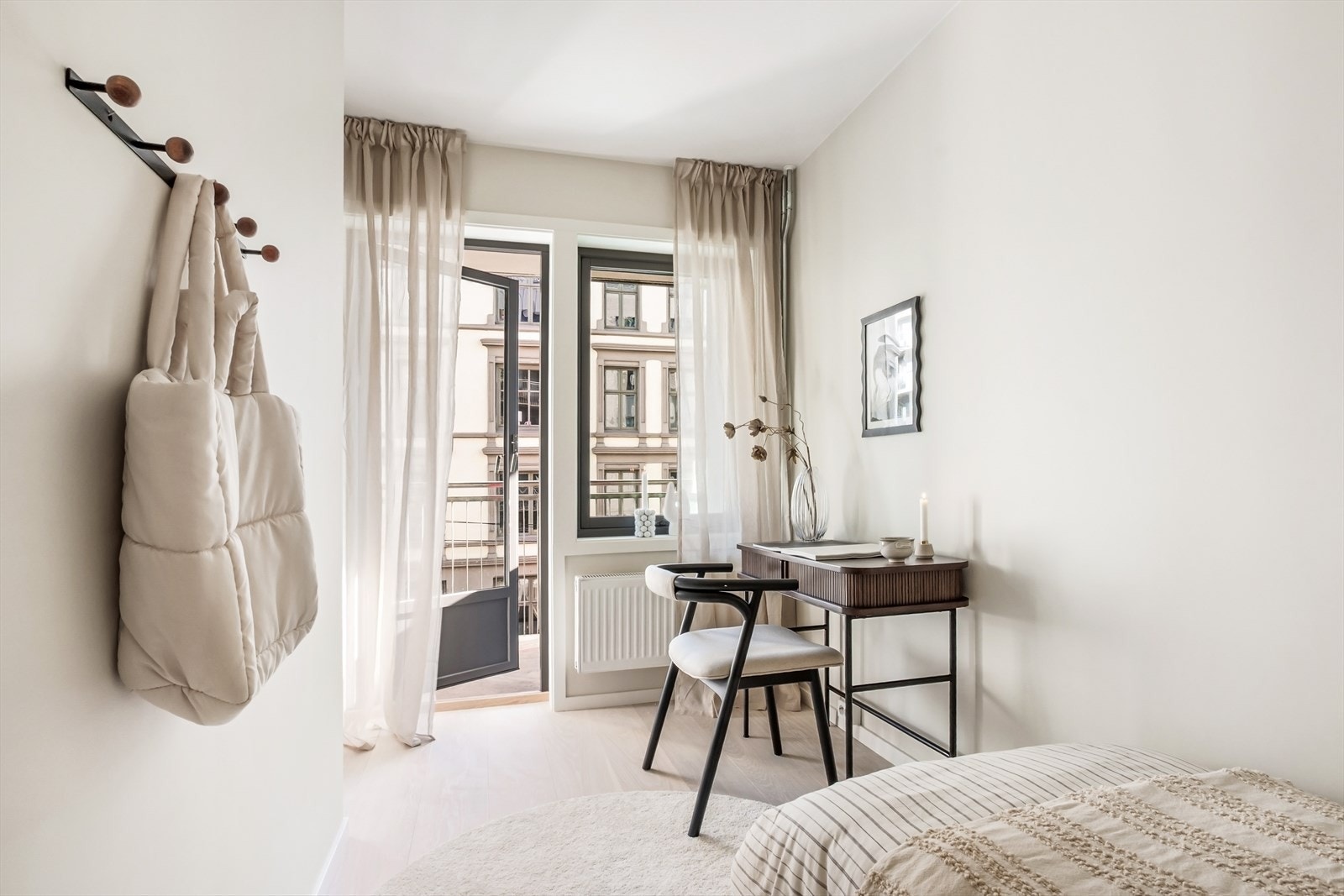 Rommet blir i dag brukt som kontor og gjesterom, men det funker også veldig fint som barnerom. Galleribilde