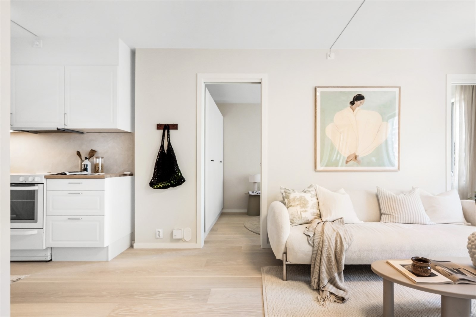 Varmtvann/fyring er inkludert i felleskostnadene. Galleribilde