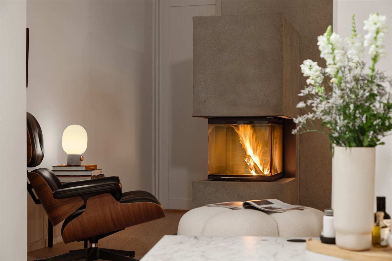 Påkostet Brunner peis gir et eksklusivt uttrykk og varmer godt. Galleribilde