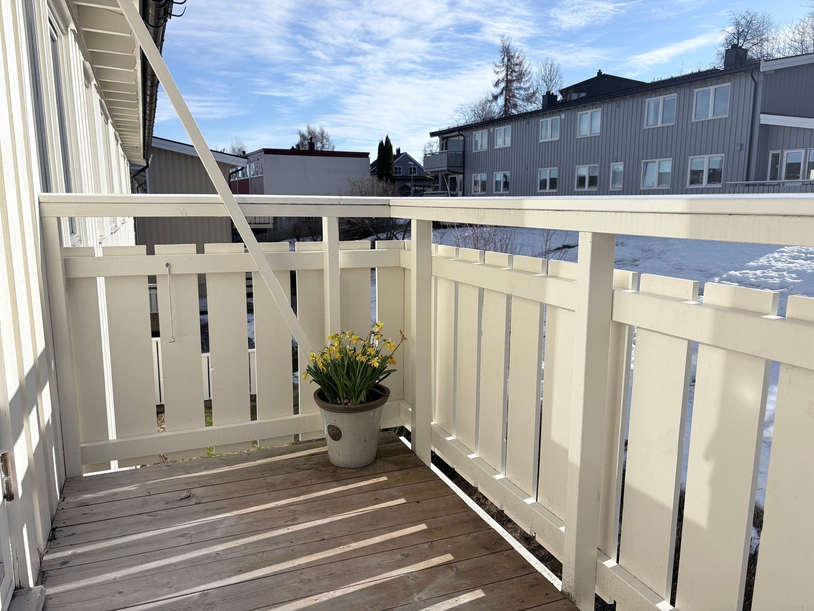 Her kan kan nyte solen fra morgen til kveld. Galleribilde