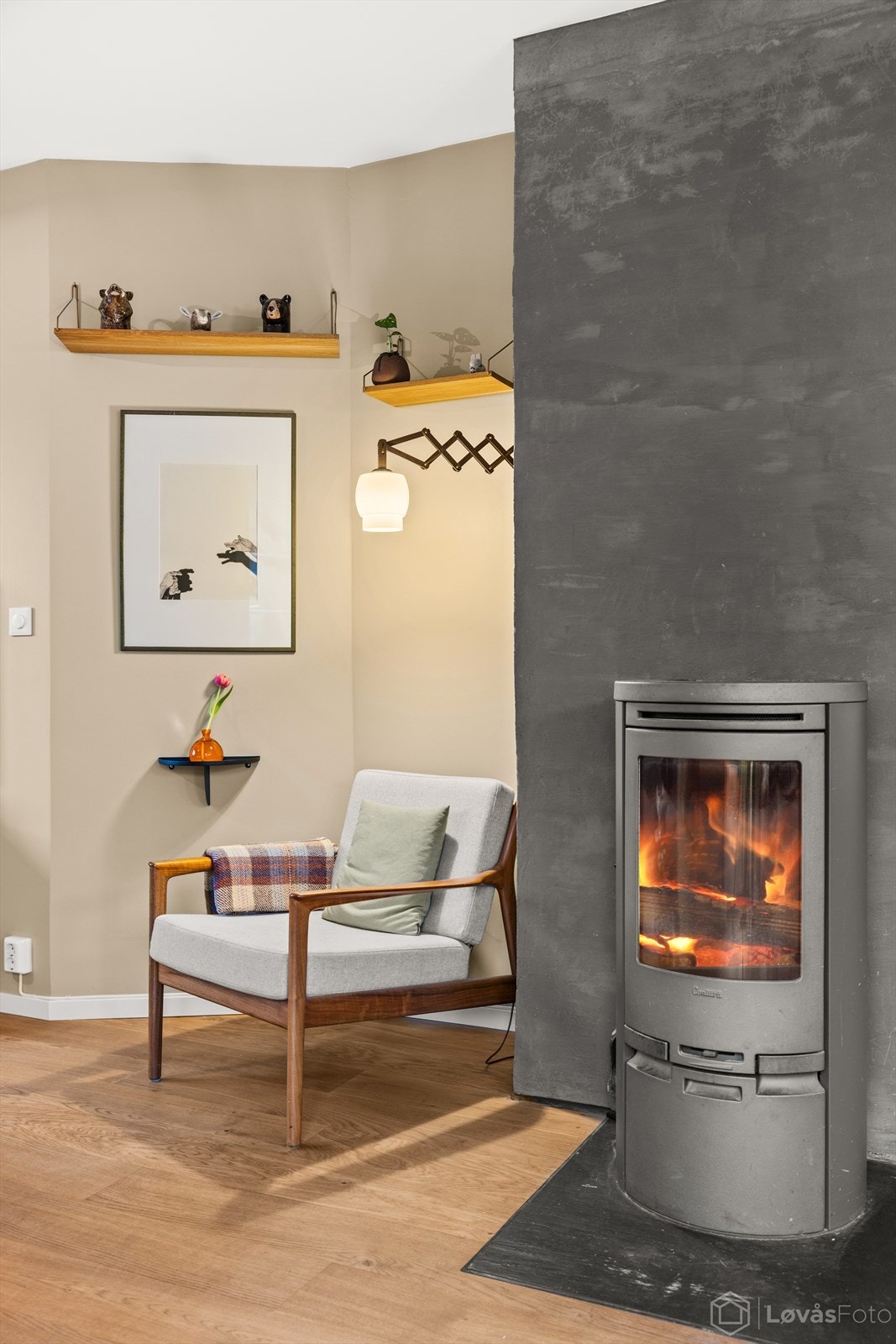 Den moderne vedovnen tilfører både varme og en lun stemning på kjølige høst- og vinterkvelder. Galleribilde