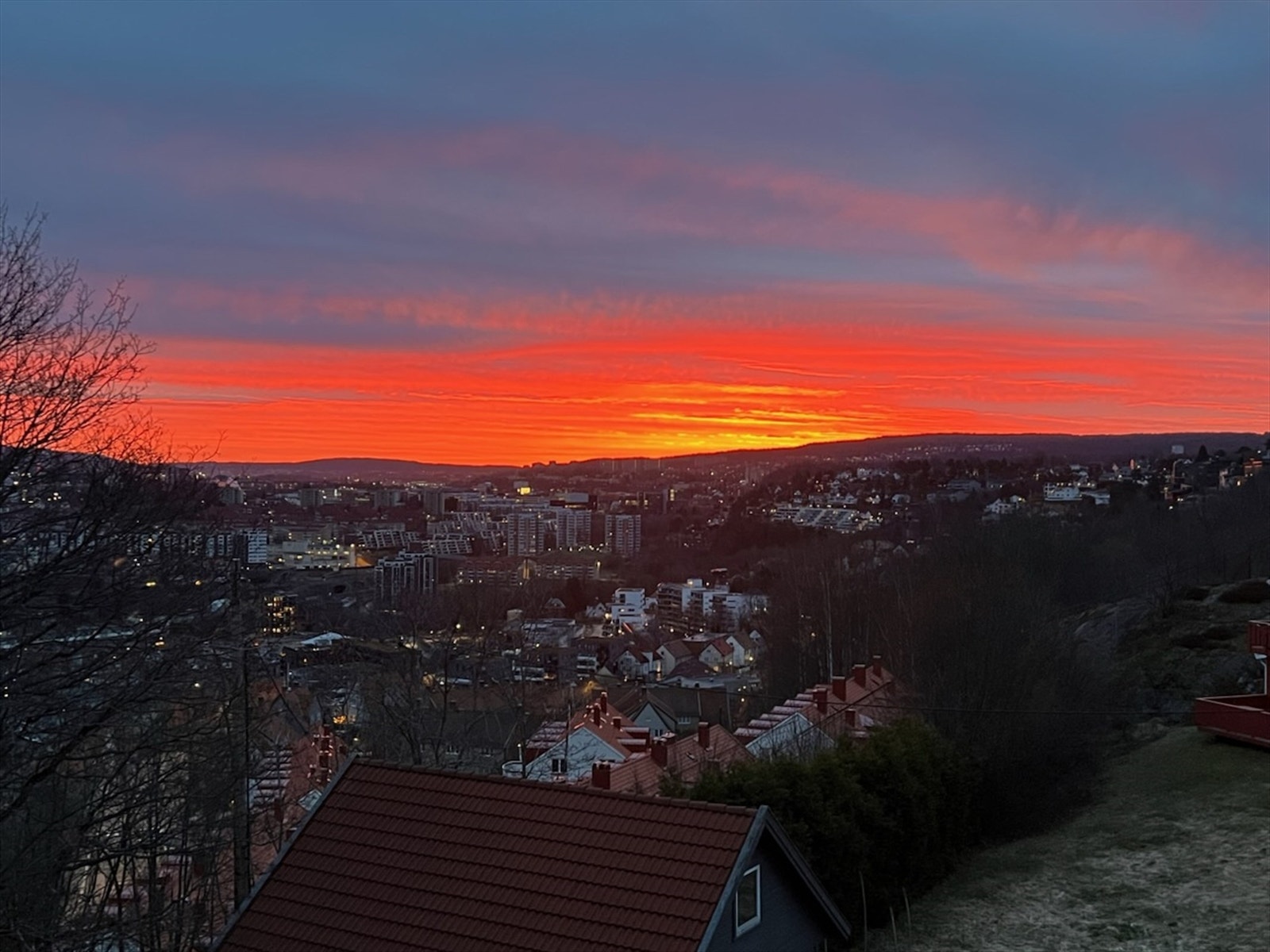 Fra balkongen er det fantastiske solnedganger. Selgers egne bilder. Galleribilde