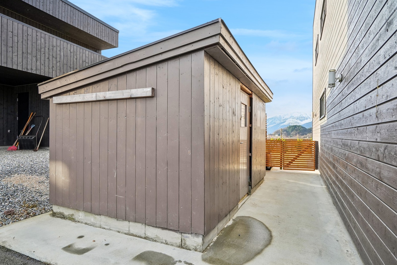 Stor utvending bod. Galleribilde