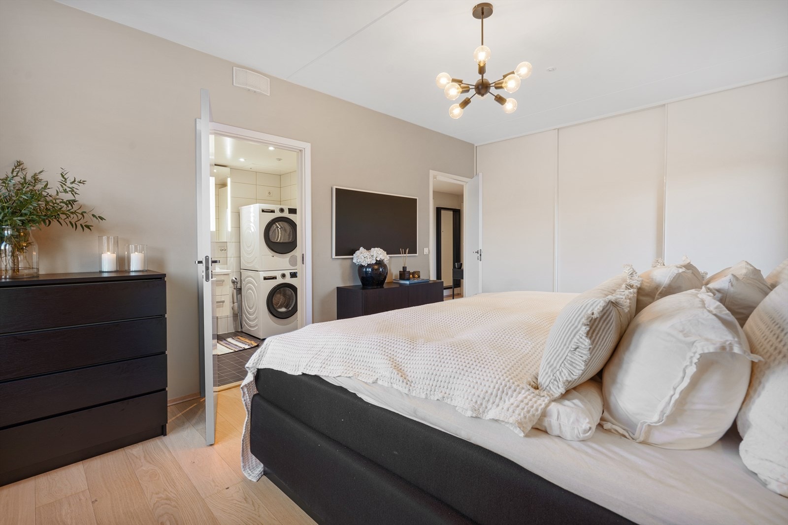 Adkomst til eget bad. Galleribilde