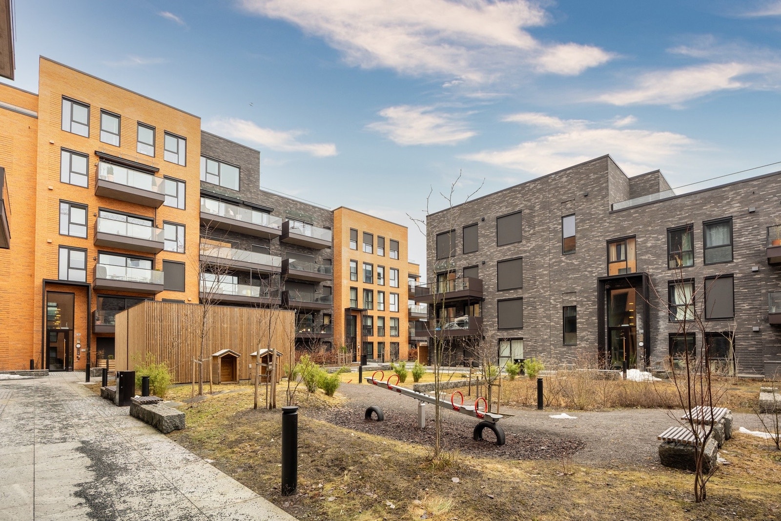 Her bor du med nærhet til alt du trenger i hverdagen, samt barnehager og skoler. Galleribilde