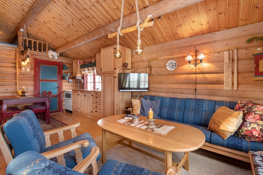 Åpen løsning til kjøkken. Galleribilde