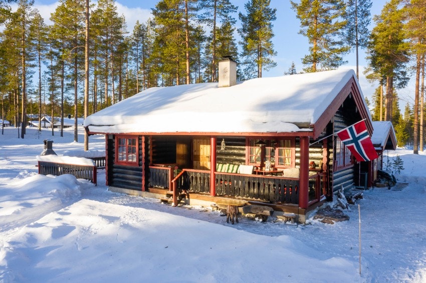 Hytta ligger i et veletablert og populært hyttefelt. Galleribilde