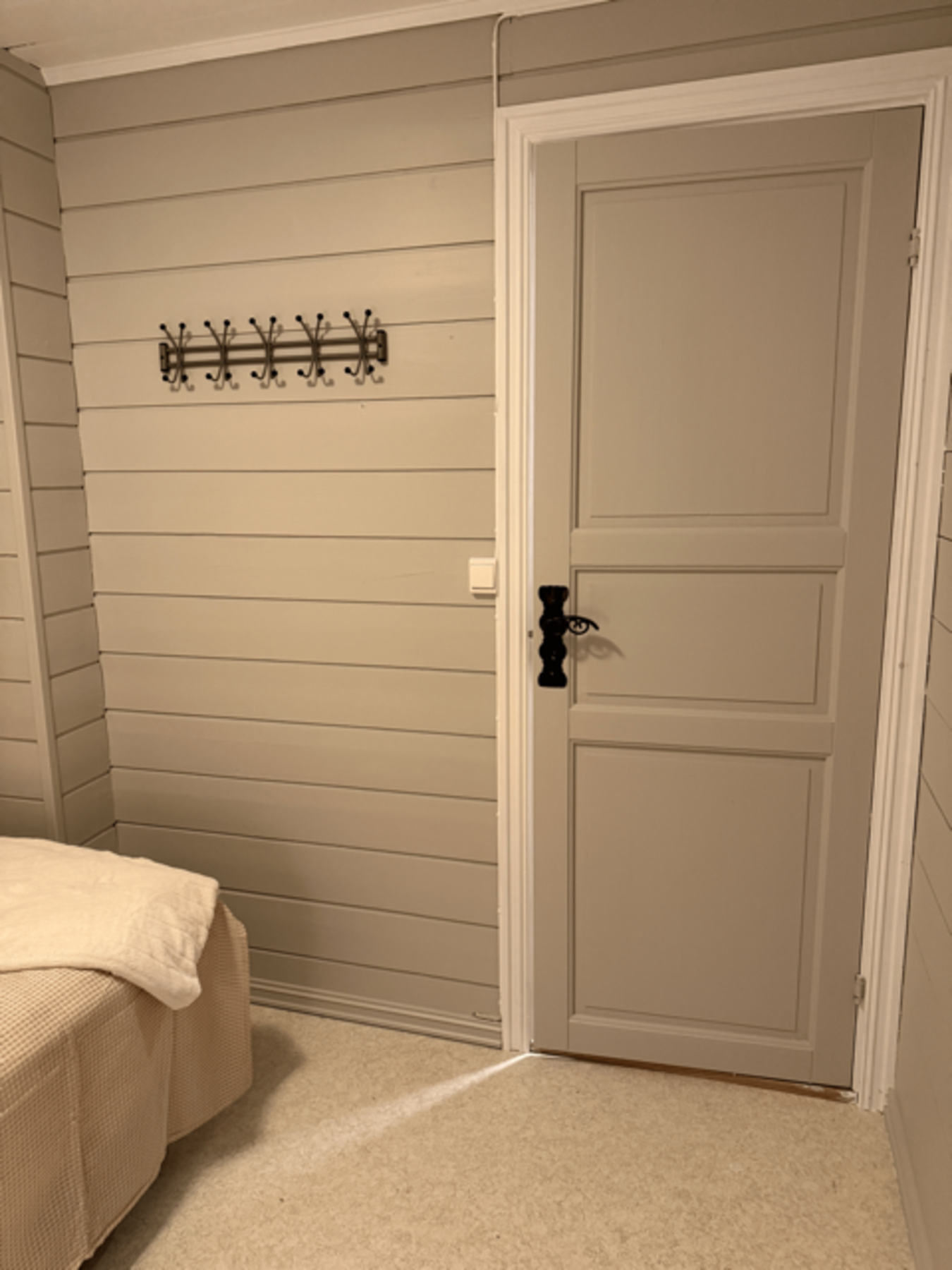 nylig malte overflater på vegg og i himling. Galleribilde