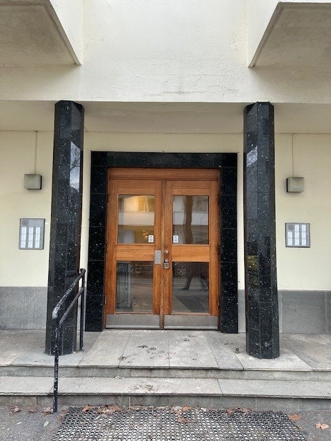 Inngangsparti Galleribilde
