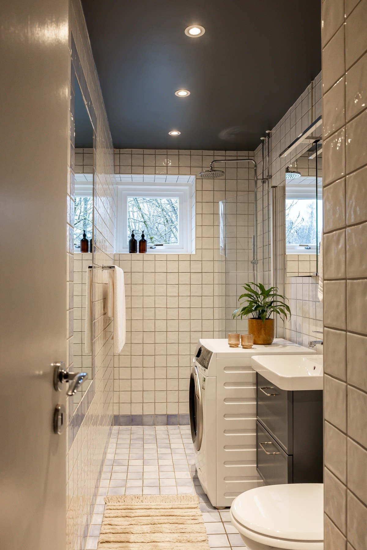 Badet ble oppusset i regi av borettslaget i 2006 med bl.a. nytt sluk og membraner, elektrisk gulvvarme, fliser og sanitærutstyr m.m. Galleribilde