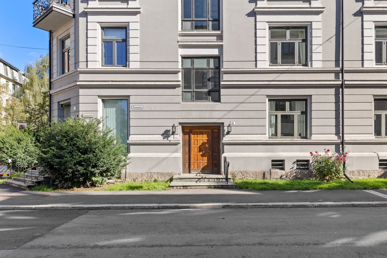 Representativt inngangsparti. Galleribilde