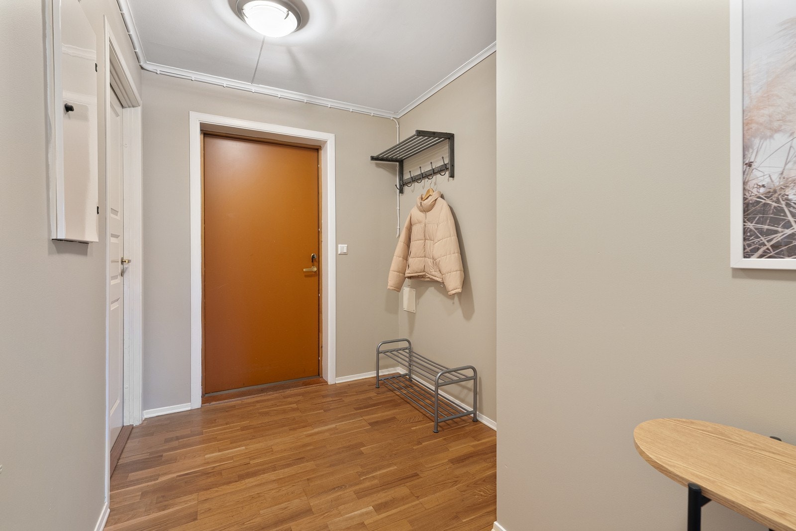 Entré/gang. Galleribilde