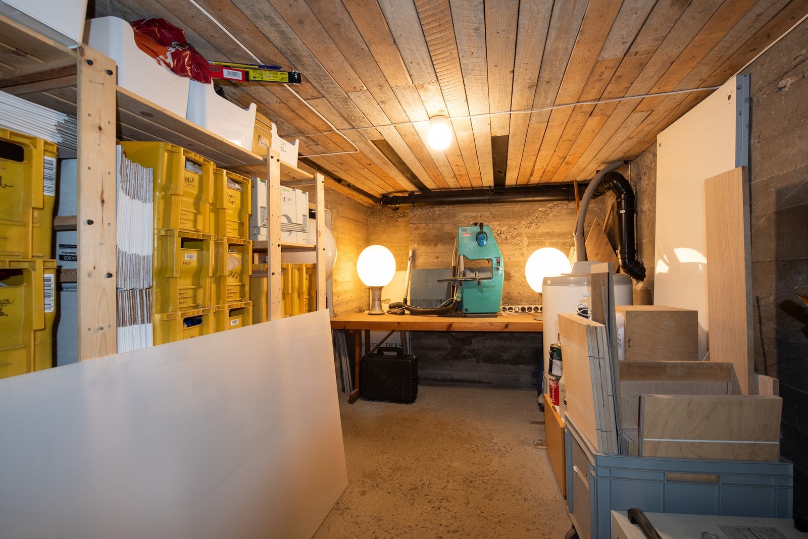 Videre har boligen også god lagringsplass i to kjellerboder. Galleribilde