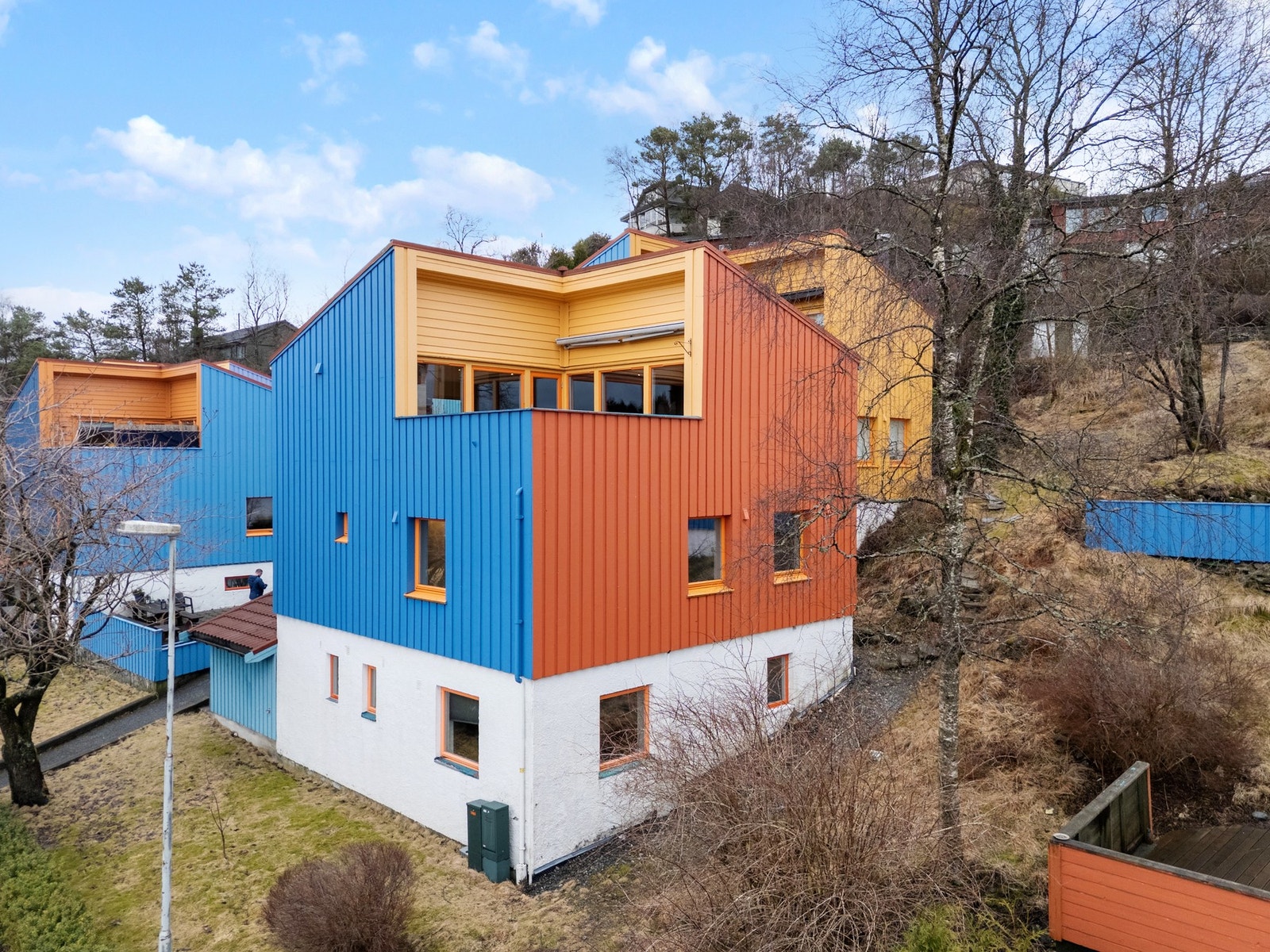 Den aktuelle boligen ligger fint plassert på enden Galleribilde