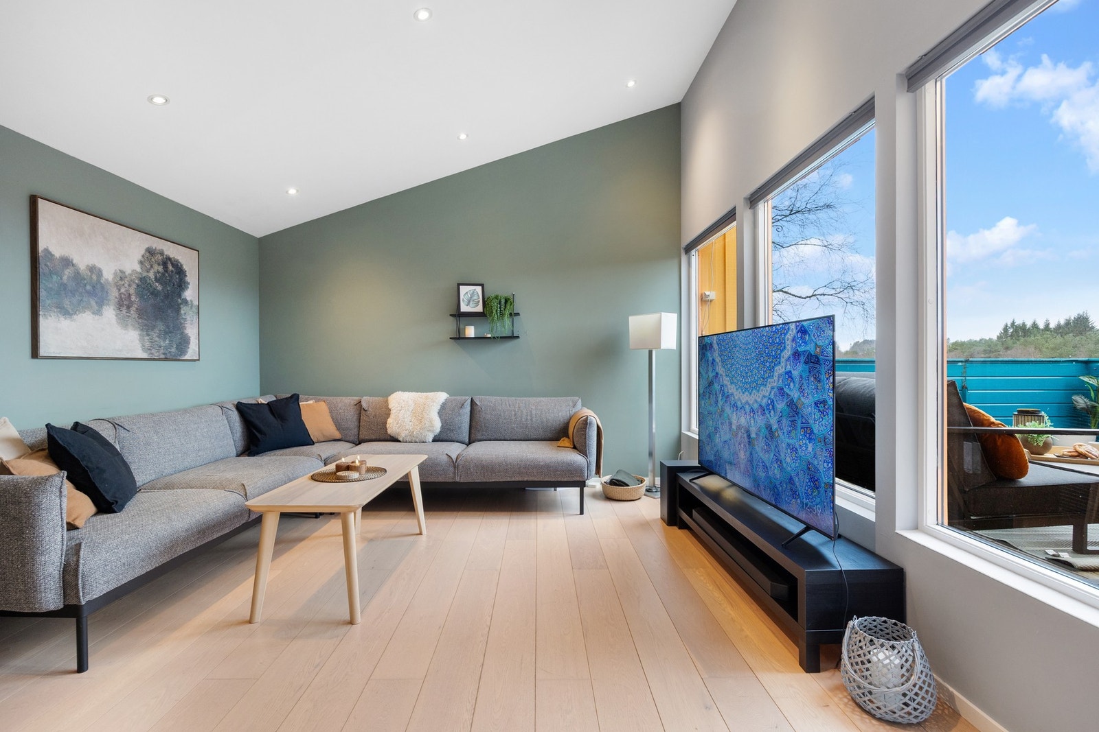 Velkommen til Åsligrenda! Kjedet enebolig med gjennomgående gode og påkostede kvaliteter Galleribilde