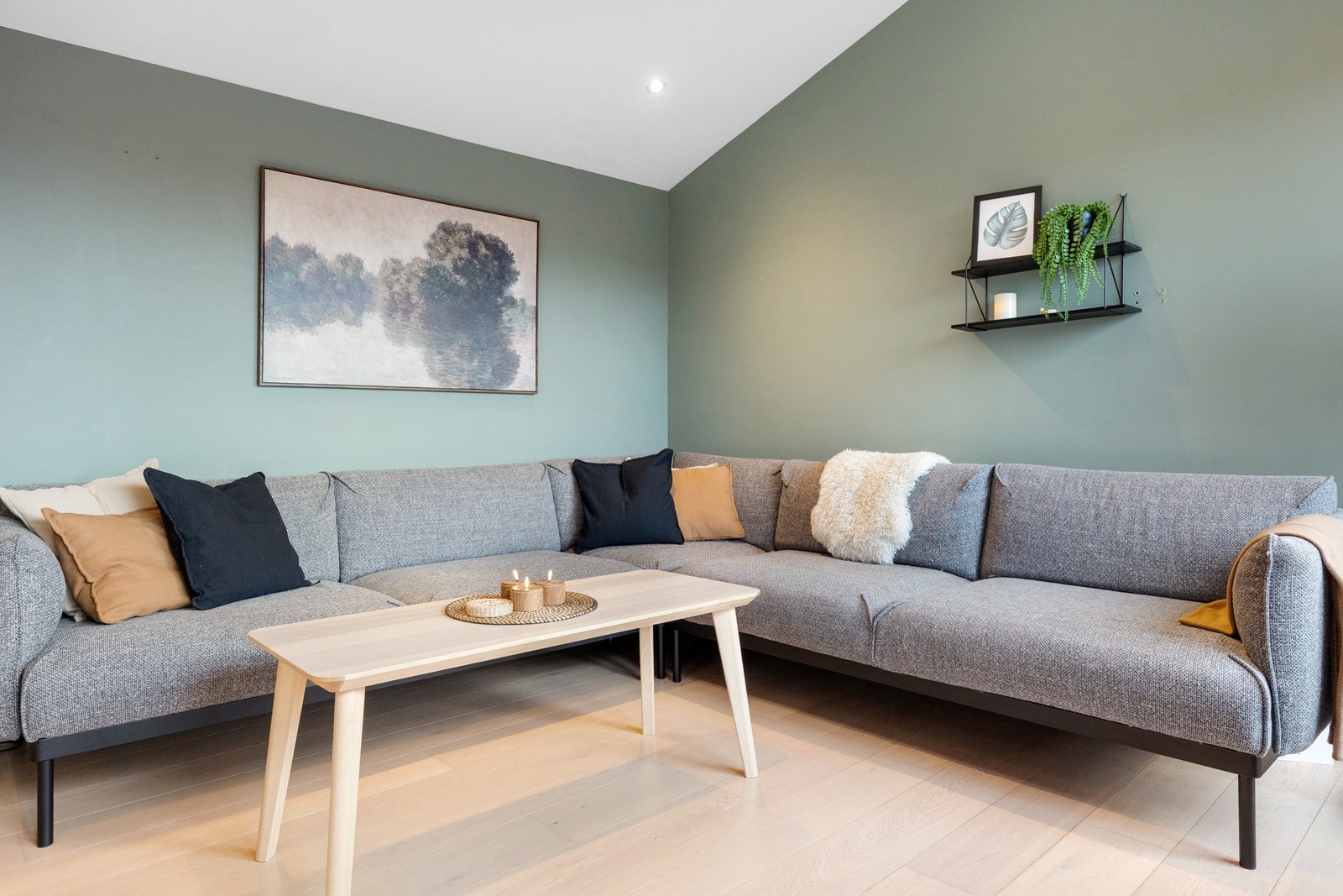 Slette overflater malt i pene fargetoner Galleribilde