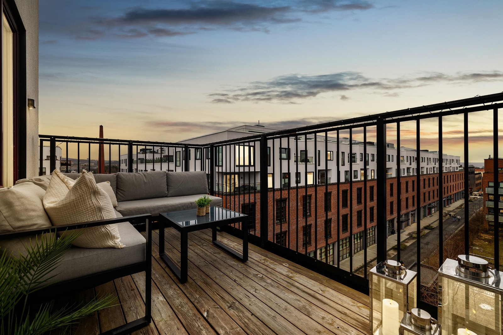 Topp- og endeleilighet med solrik balkong, heis og god standard fra 2017.
Foto: Aakermann Photography (André Aakermann). Galleribilde