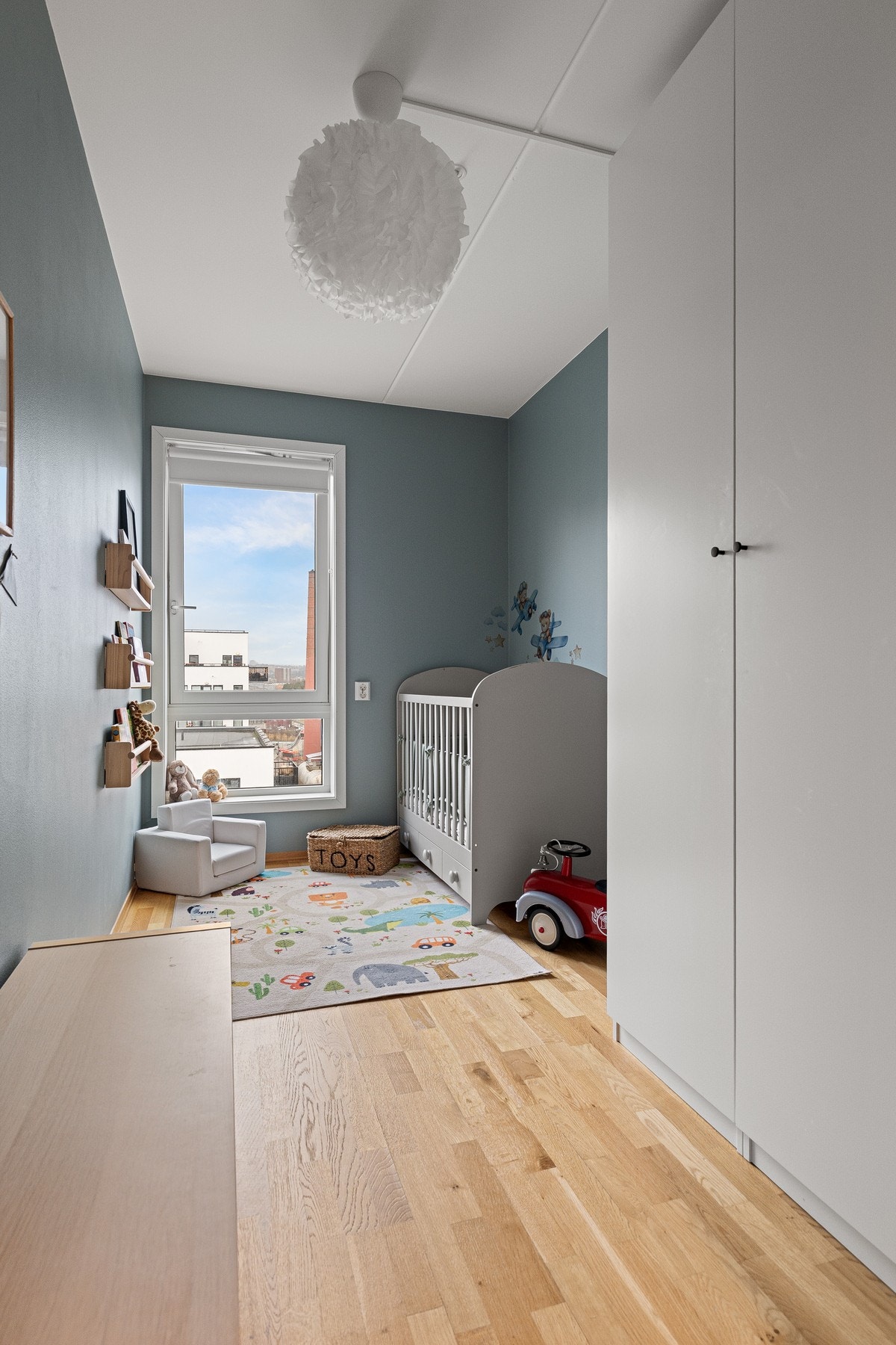 Også her er det plass til garderobeskap. Galleribilde