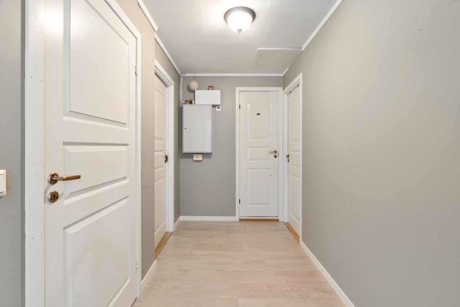 Boligen har 3 soverom fra opprinnelige tegninger. Det er gjort noen bruksendringer.