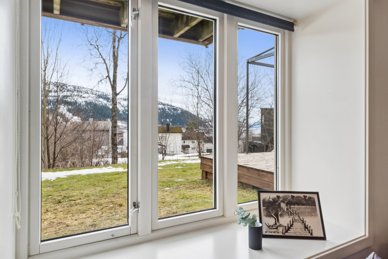 Utsikt fra stuen. Galleribilde