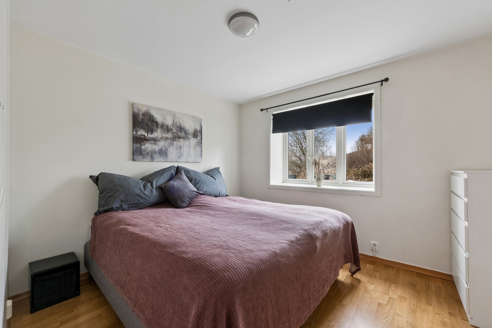 Soverom 1 av 2. Galleribilde