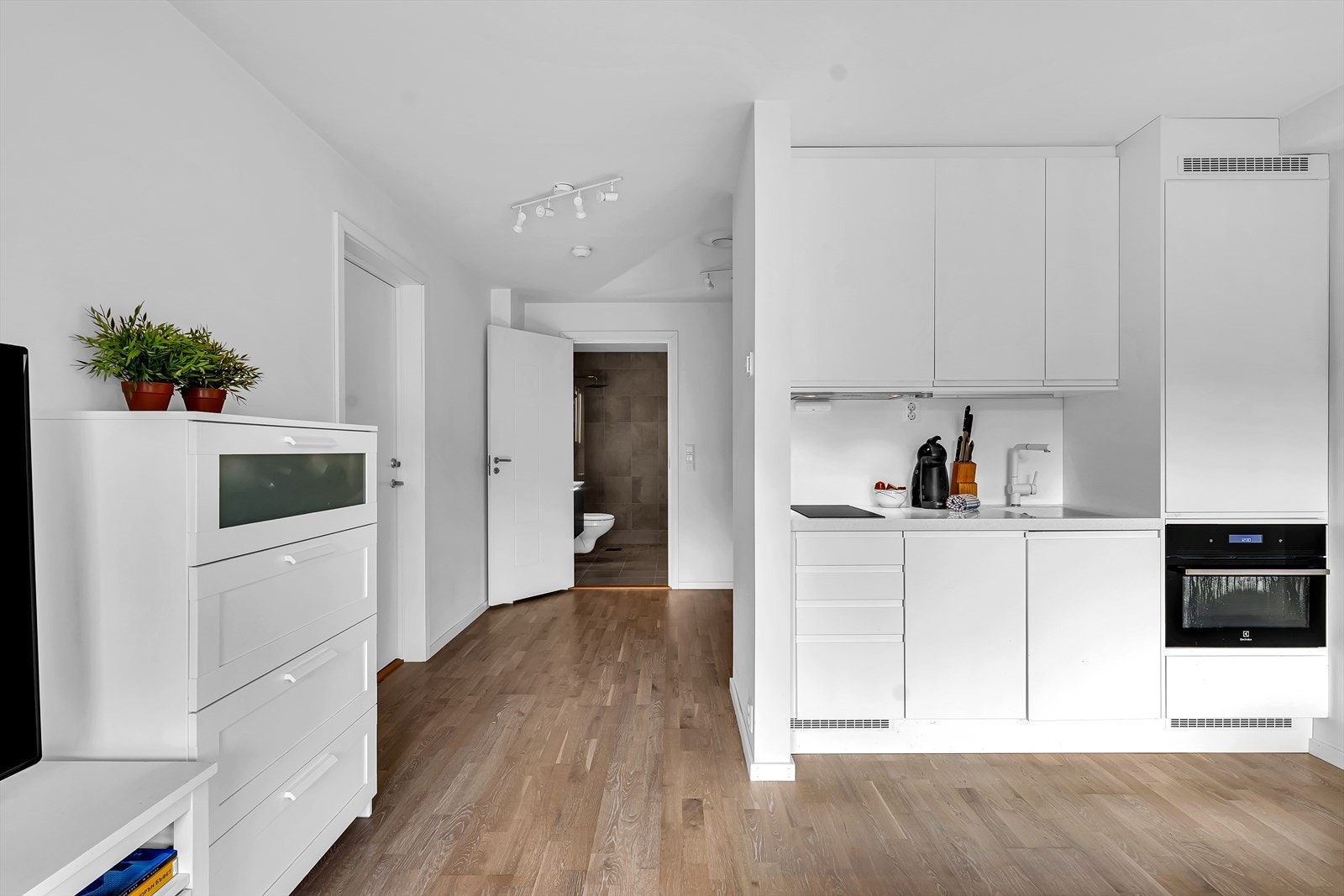 Hybel i u.etg Galleribilde