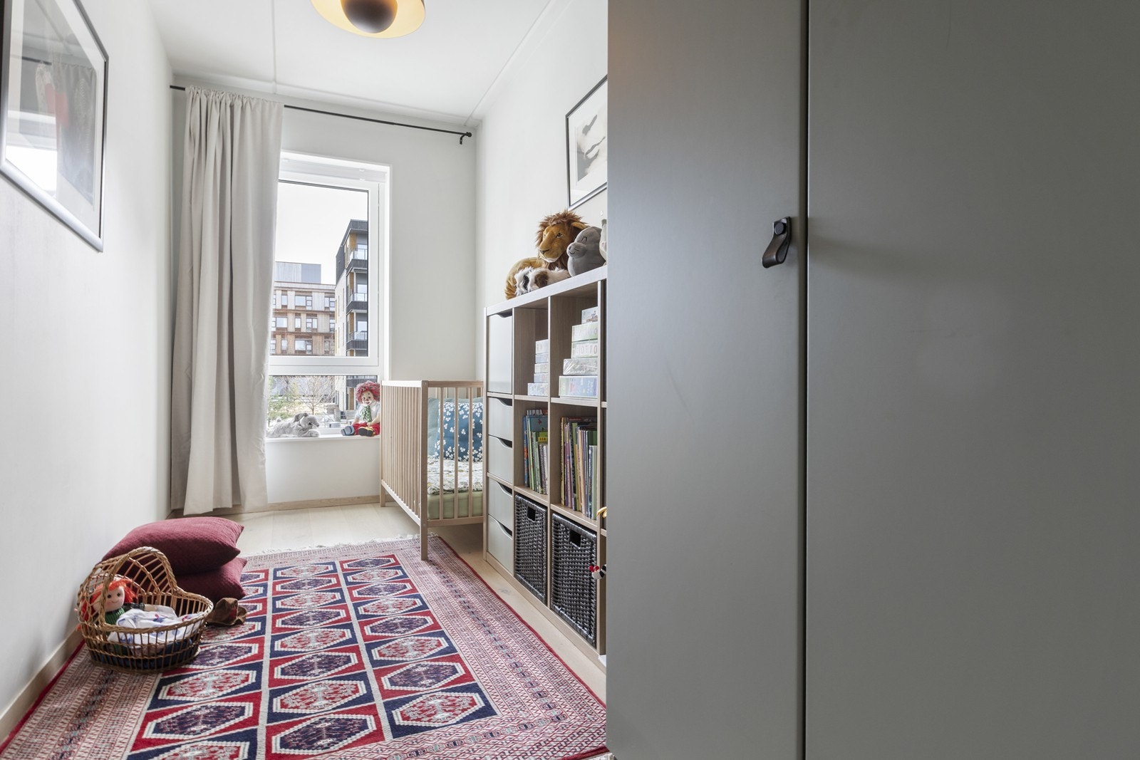 Soverom 3 av 3. Soverommet har også plass til seng av vanlig størrelse. Galleribilde