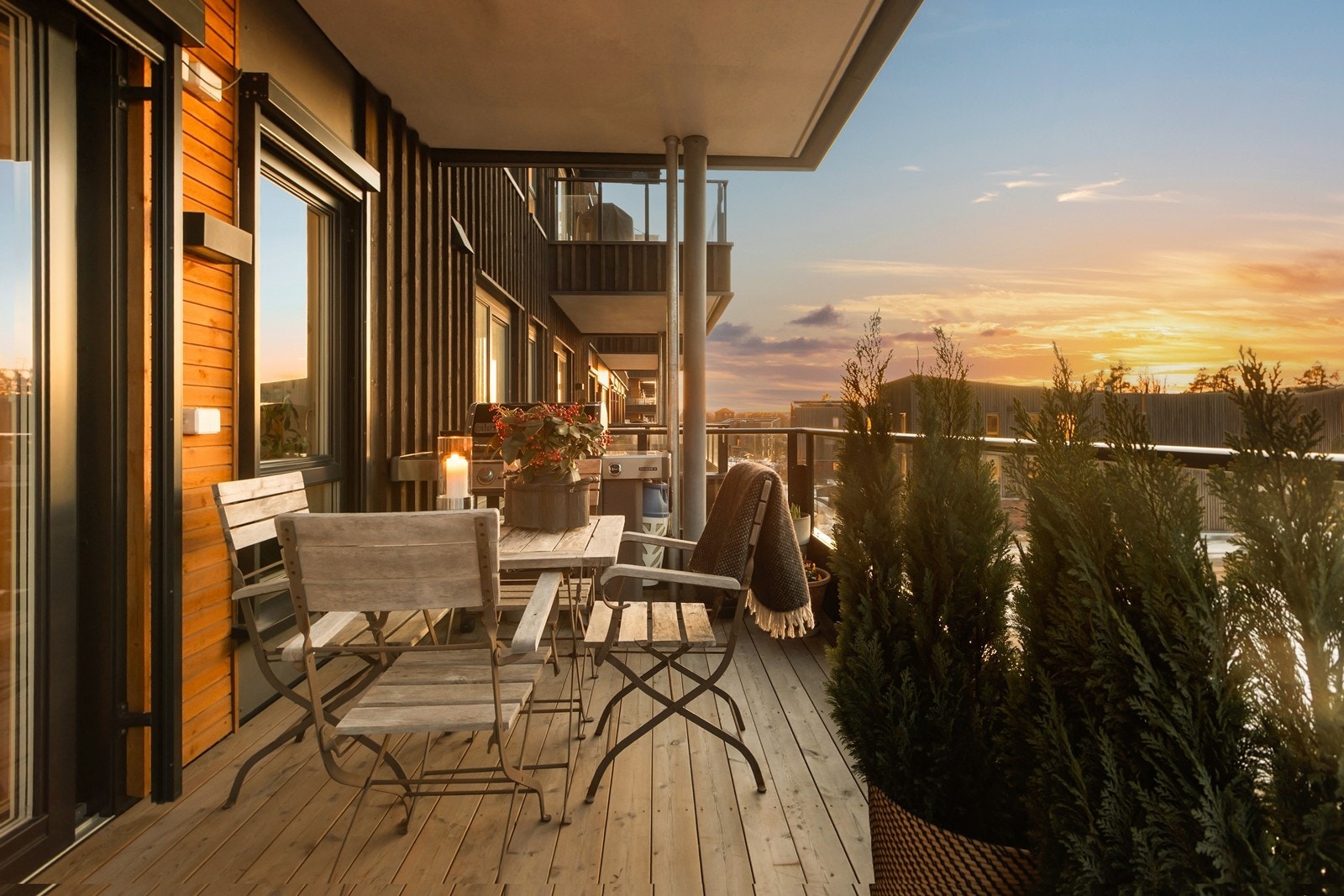 Boligen byr på flott himmel, og sen kveldssol på sommerstid. Galleribilde